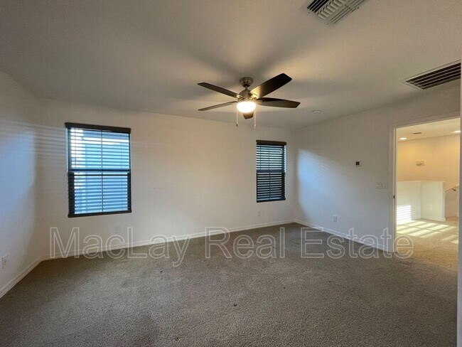 Building Photo - 1708 S 82nd Way
