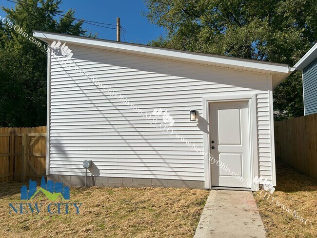 Building Photo - Just Completed! 3 Bedroom Franklinton New ...