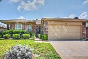 Building Photo - 1560 Sax Leigh Dr