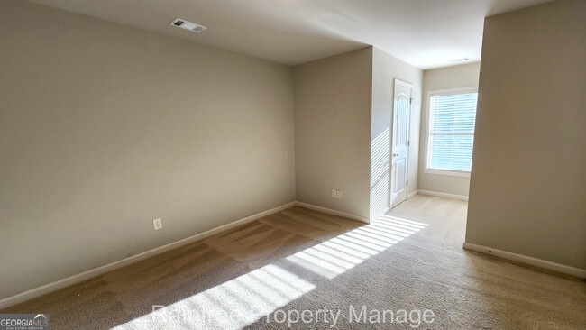 Building Photo - 11250 Shelton Pl