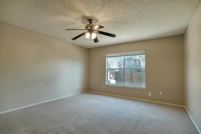 Building Photo - 3205 Settlement Dr