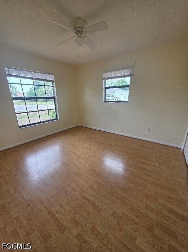 Building Photo - 202 Eaglesmere Dr