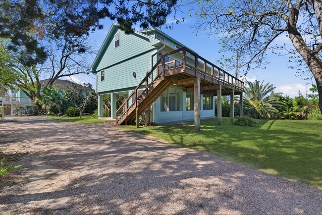 Building Photo - 180 Grove Rd