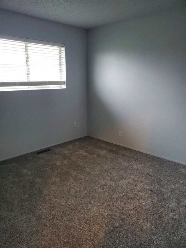 Building Photo - House with Garage & Fenced Yard