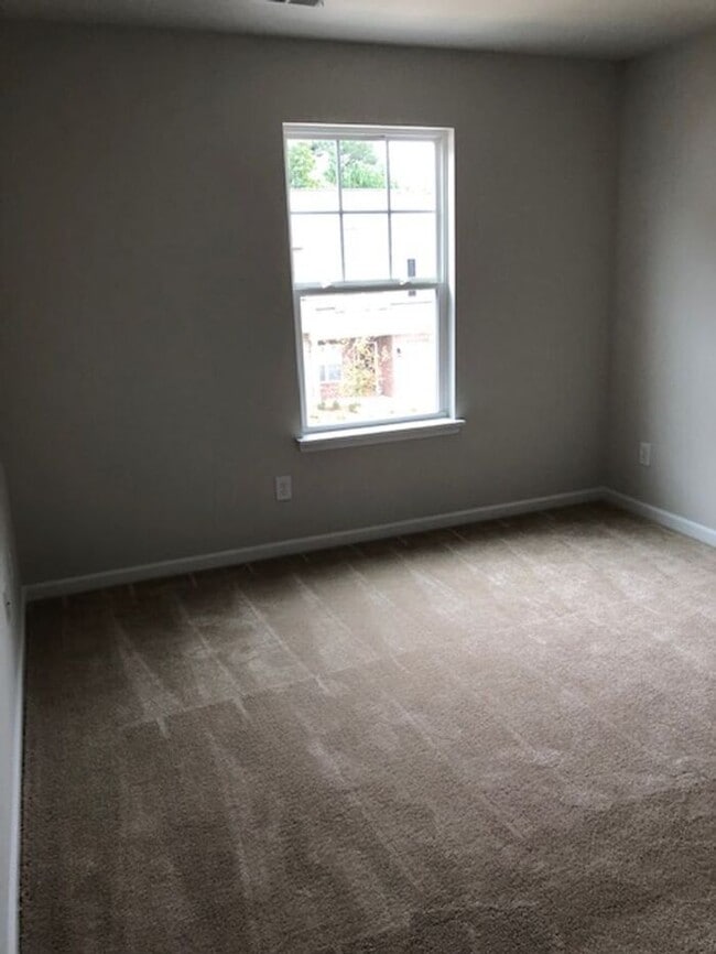 Building Photo - COMING SOON! Beautiful 3BR 2.5BA TownHouse w/ In-Unit Laundry • Garage Parking • Stainless Kitche...