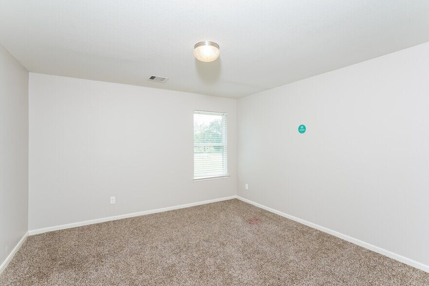 Building Photo - 2726 Mesquite Ridge Dr