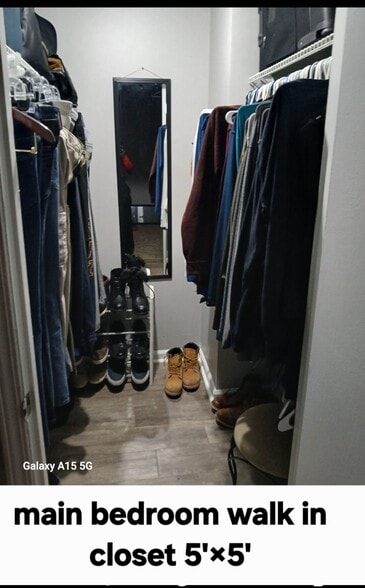 Building Photo - 6916 Bradshaw Dr