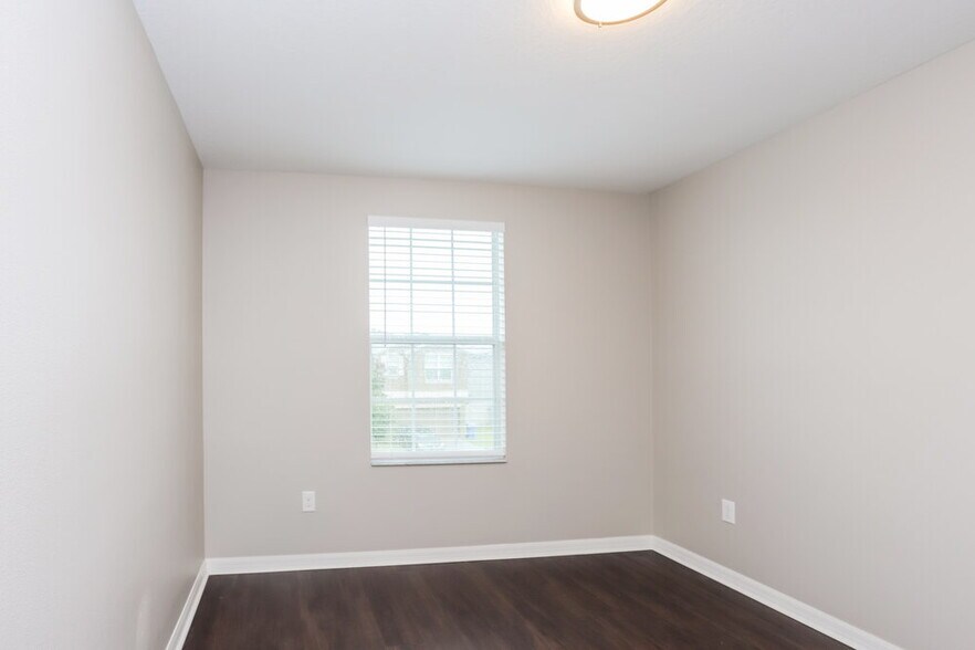 Building Photo - 6507 Trent Creek Dr