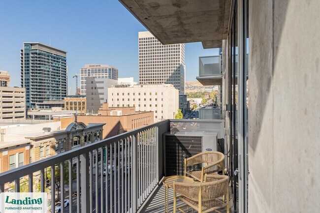 Building Photo - 151 S State St