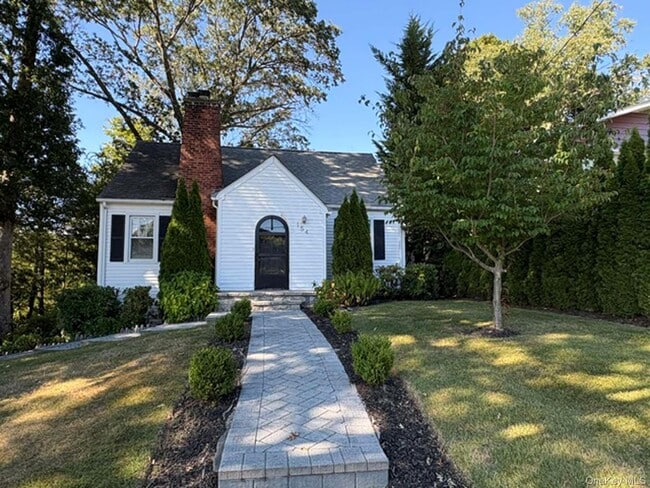 Primary Photo - 154 N Rd