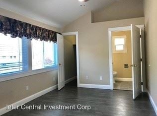 Building Photo - 5 br, 4.5 bath House - 12971 SE 23rd Street