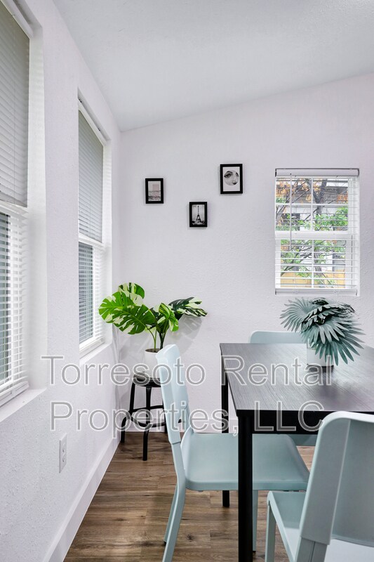 Building Photo - 226 Porter St