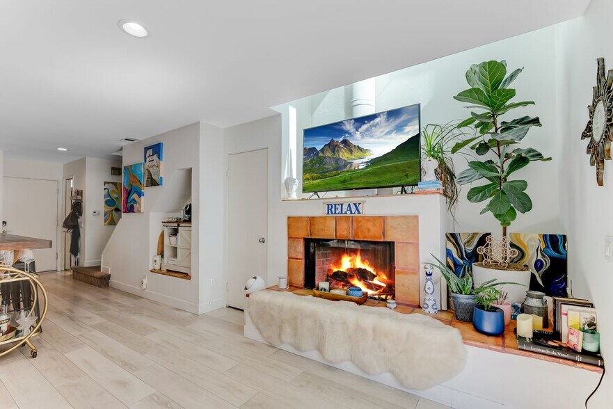 Building Photo - 28711 Pacific Coast Hwy