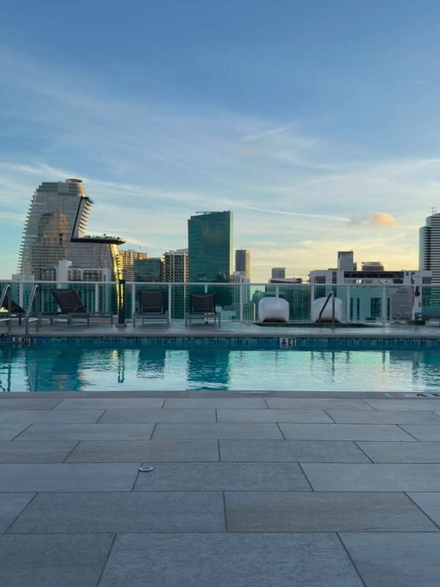 Building Photo - 137 NE 2nd Ave