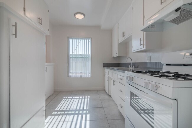 Building Photo - nor922