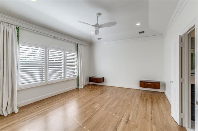 Building Photo - 3179 Armstrong Ave