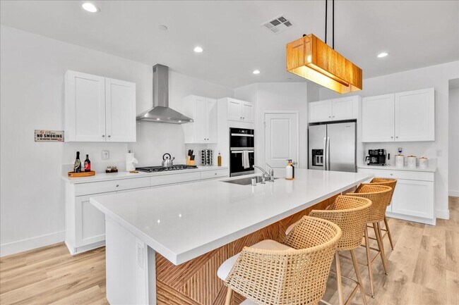 Building Photo - 83796 Moreno St