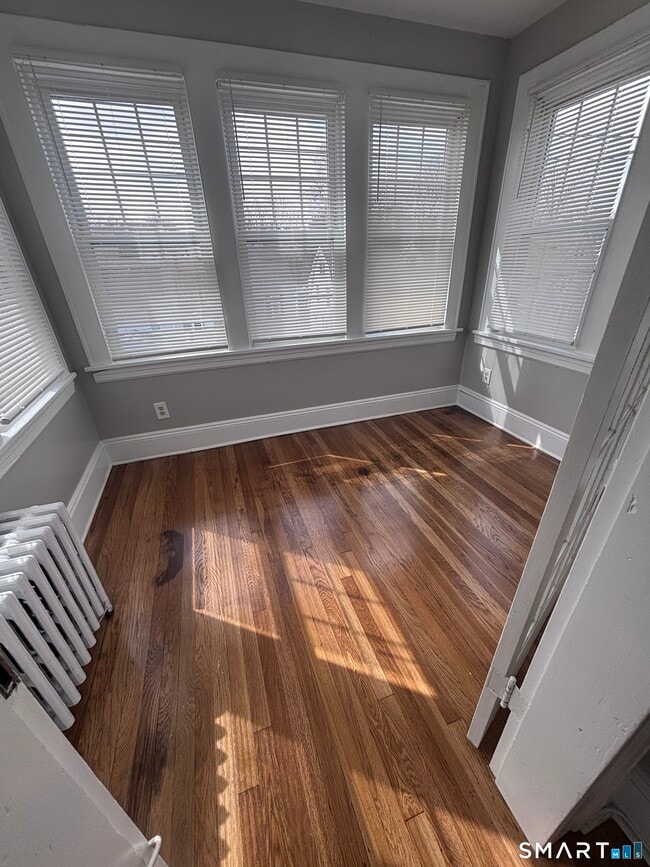 Building Photo - 624 Bishop Ave