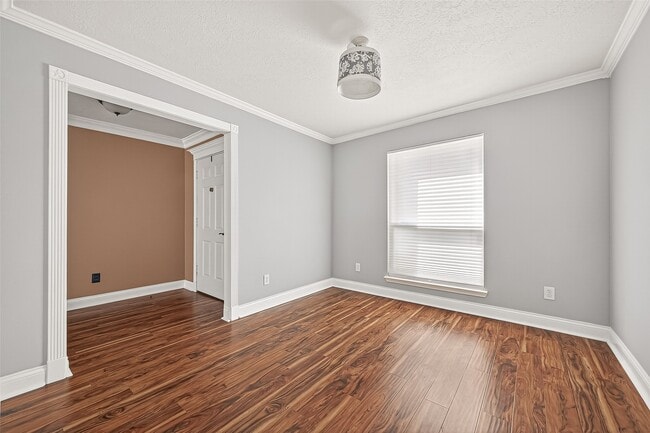 Building Photo - 6606 Wide Creek Dr