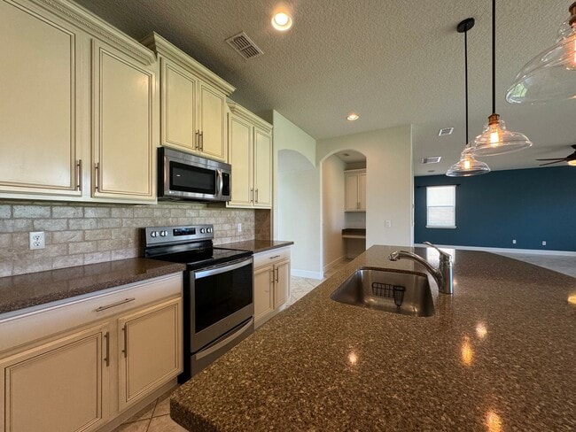 Building Photo - VillageWalk at Lake Nona ~ Gorgeous 4 bed/3 bath Executive Home!