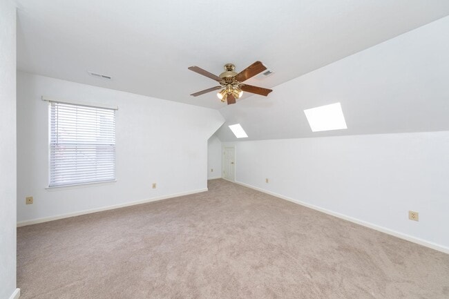 Building Photo - 308 Ferguson Bend