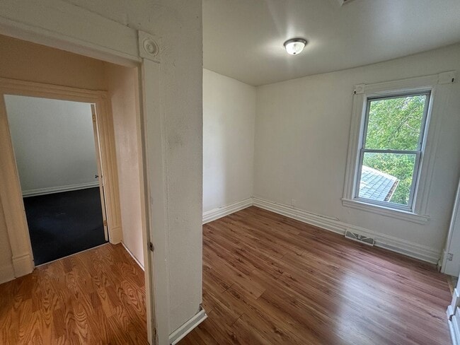 Building Photo - Spacious rooms, updated mechanicals, and convenient Canonsburg living