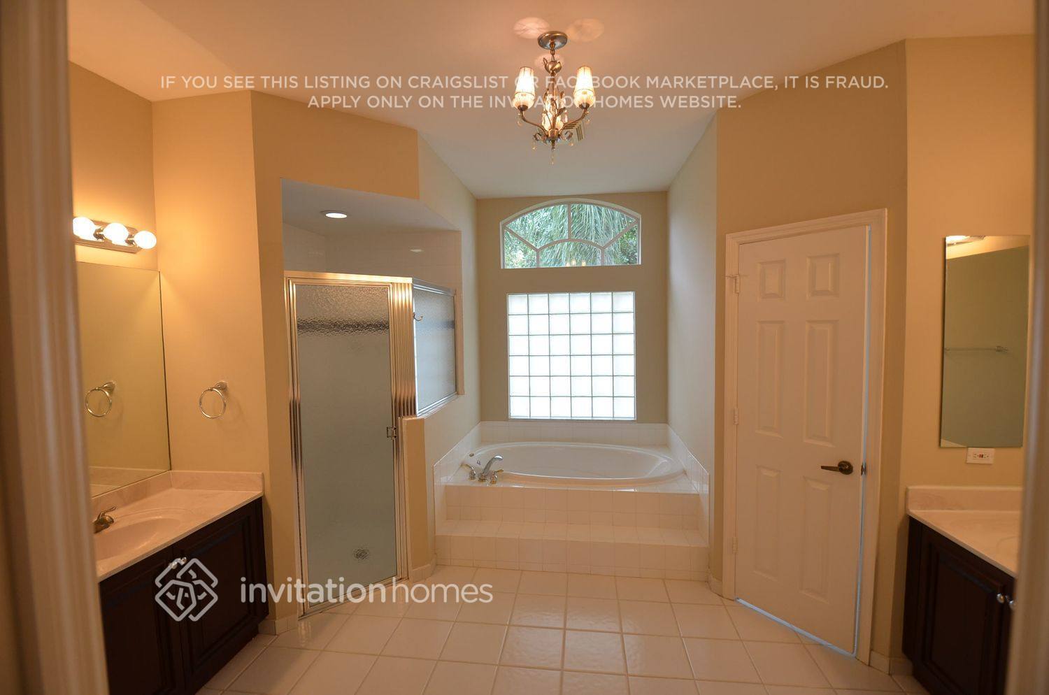 Building Photo - 5138 NW 57th Dr