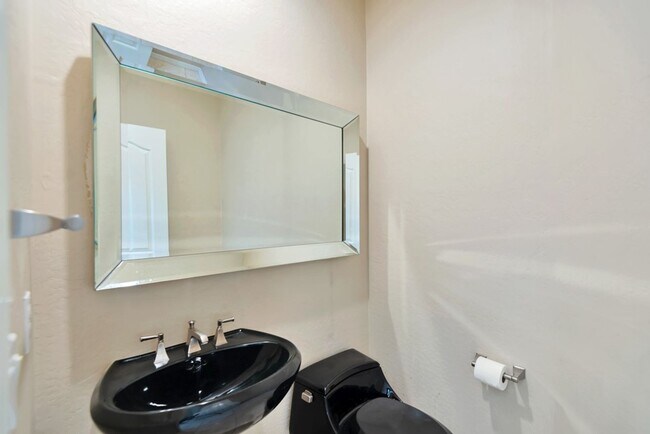 Building Photo - Experience luxury living in the prestigious Gainey Village!