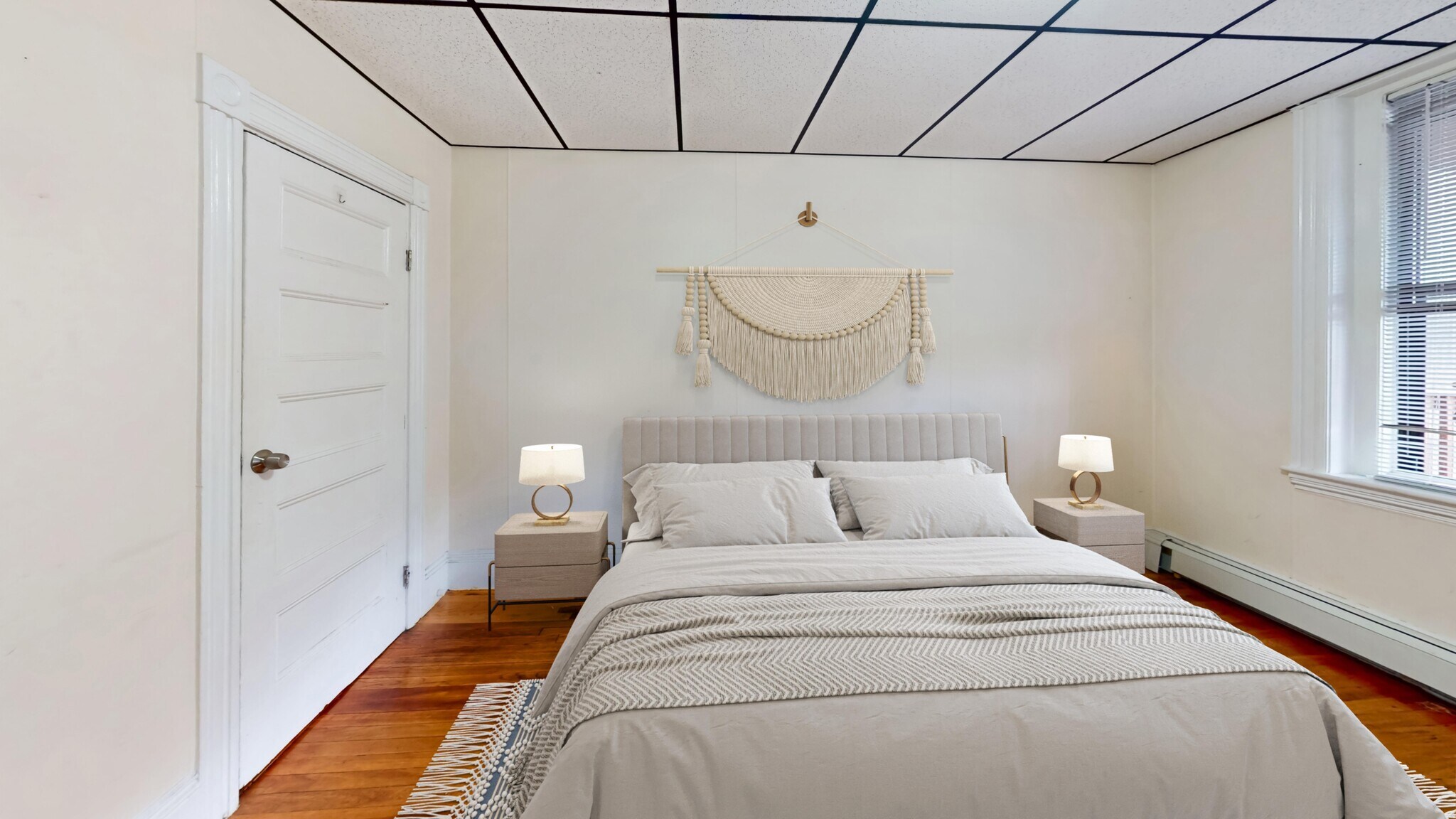 Building Photo - 882 Huntington Ave