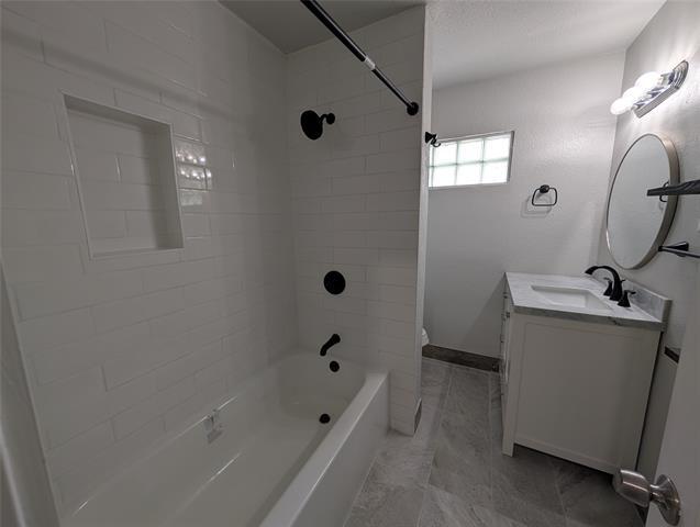 Building Photo - 2423 Maryland Ave