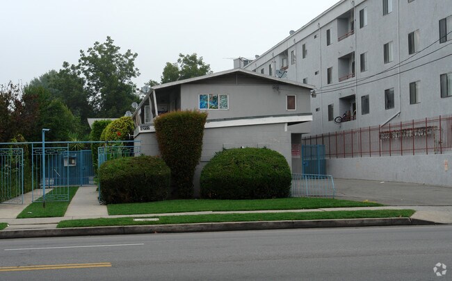 Building Photo - Alana Apartments
