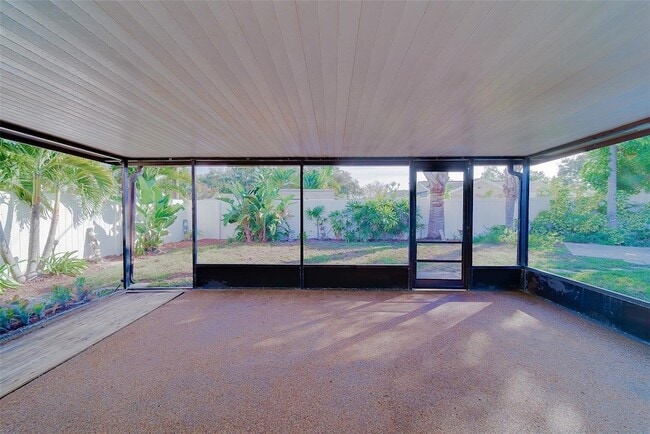 Building Photo - 10451 119th St