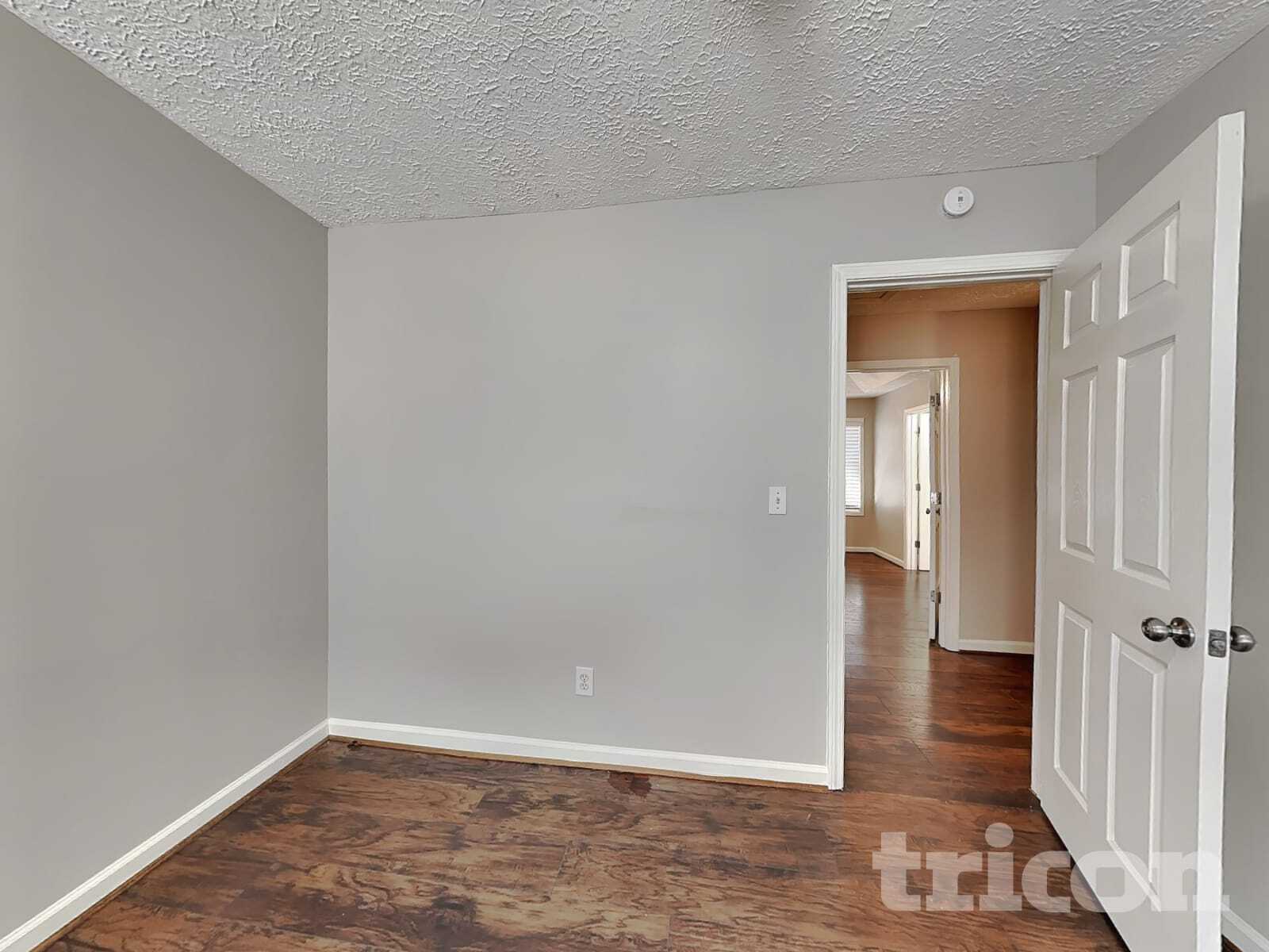 Building Photo - 206 Blake Dr