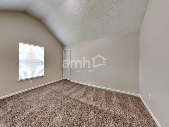 Building Photo - 551 Rosalind Terrace