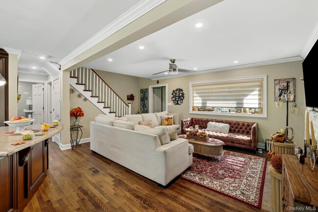 Building Photo - 110 Topland Rd