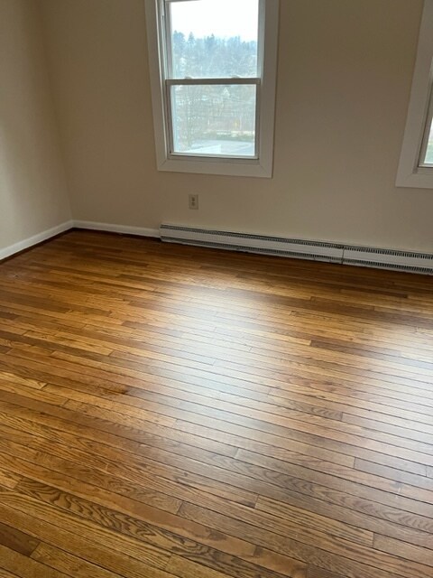 Building Photo - 79 Main St