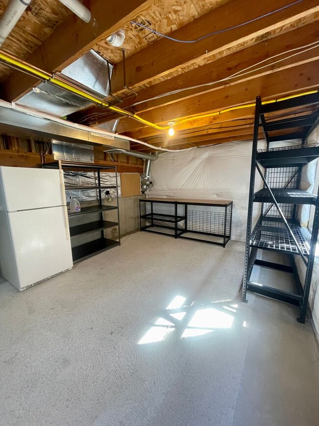 Building Photo - Lovley 3 bedroom home located in Steston H...