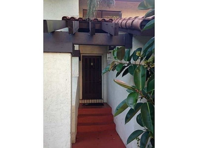 Building Photo - 13299 SW 112th Terrace