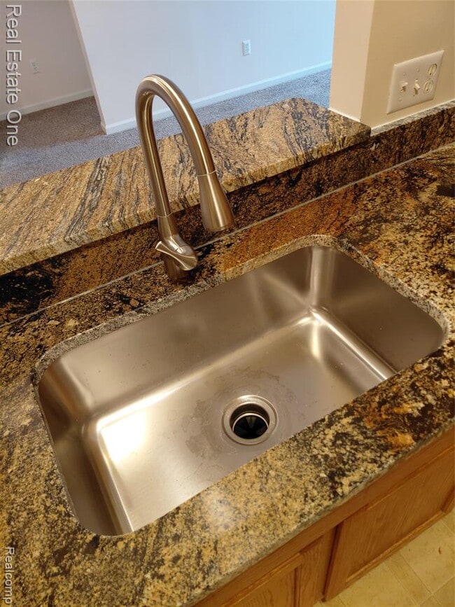 Building Photo - 14106 Addington Dr