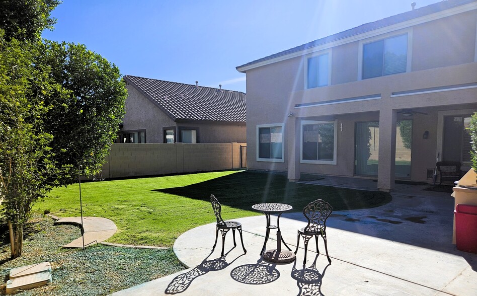 Building Photo - 2320 W Forest Pleasant Pl