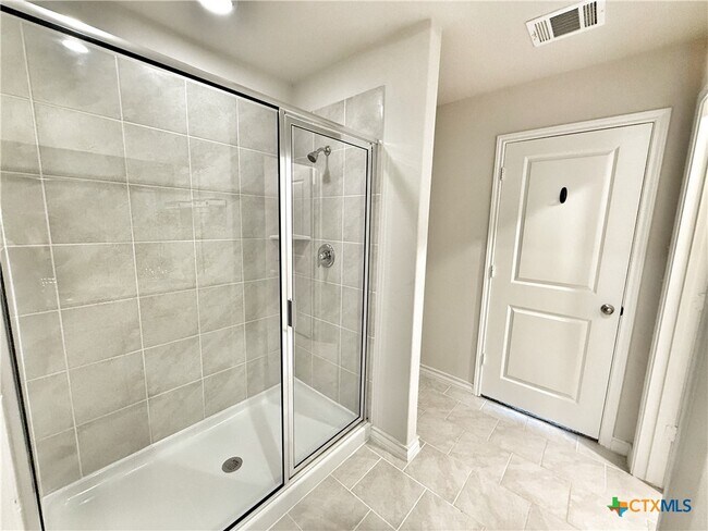 Building Photo - 380 Arbor Hills