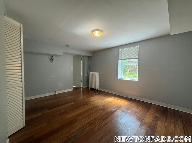 Building Photo - 44 B Jefferson St
