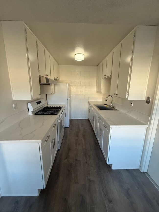 Building Photo - Upgraded National City 4-Br. + 2-car Garage