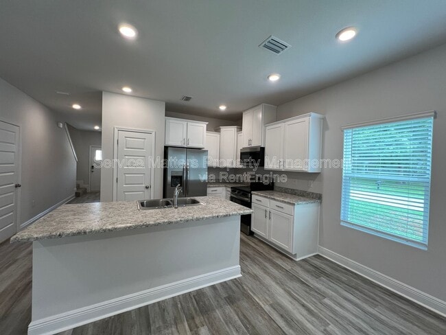 Building Photo - 1401 Maritime Dr