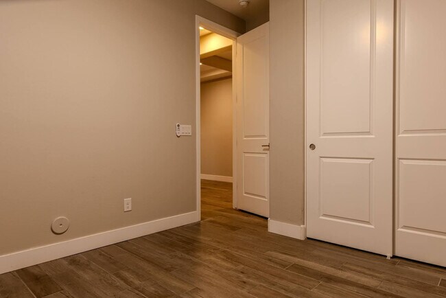 Building Photo - 9701 E Spiral Ave