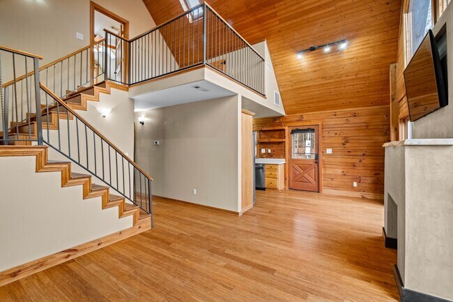 Building Photo - Peaceful 3BR Home with Wrap Around Patio | Lake Access within walking distance