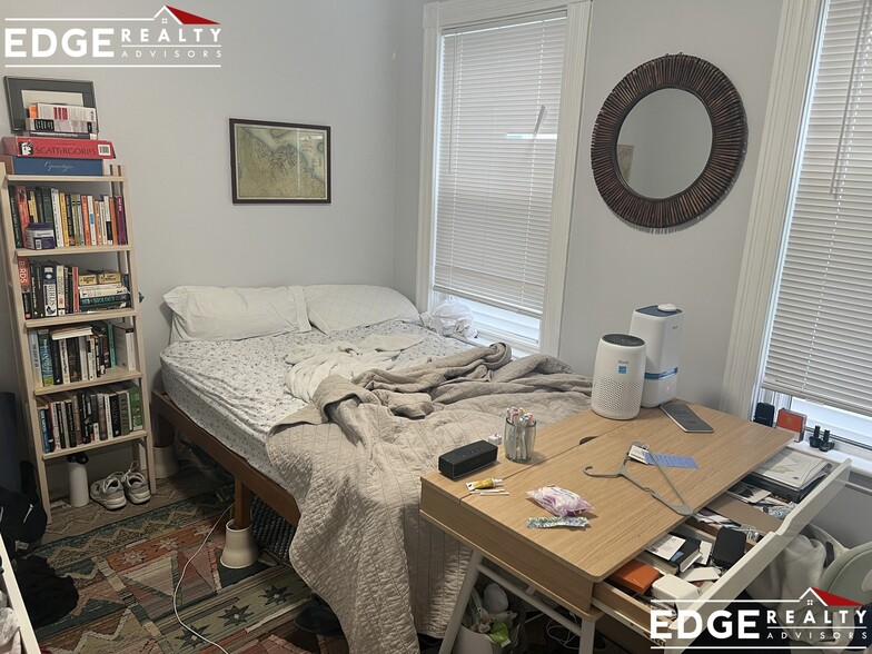 Building Photo - 13 Berkshire St