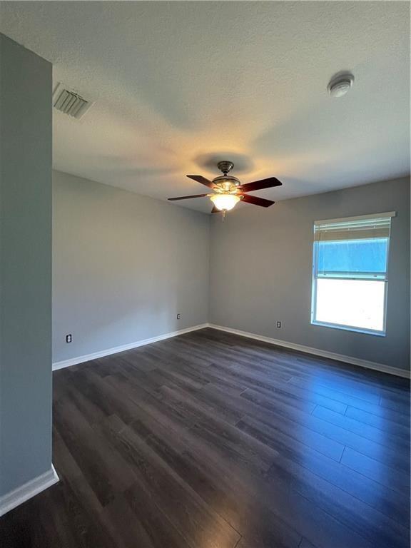 Building Photo - 1435 9th Pl