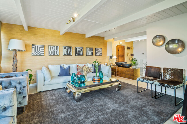 Building Photo - 3288 Wrightwood Dr