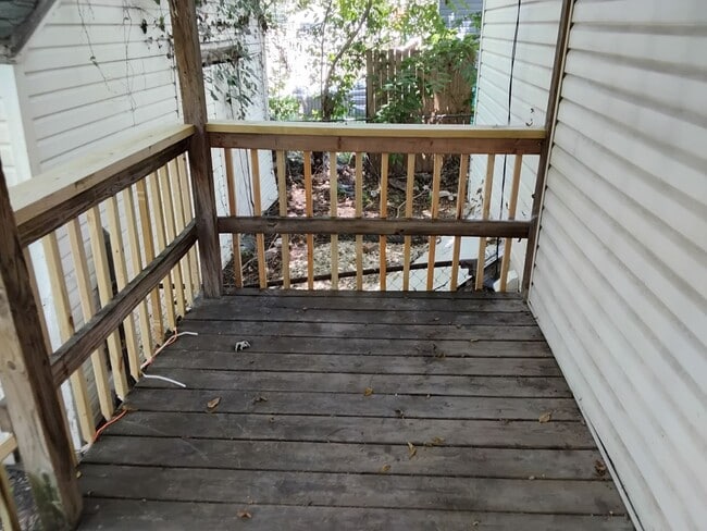 Building Photo - 2 Bed, 1 Bath home for rent
